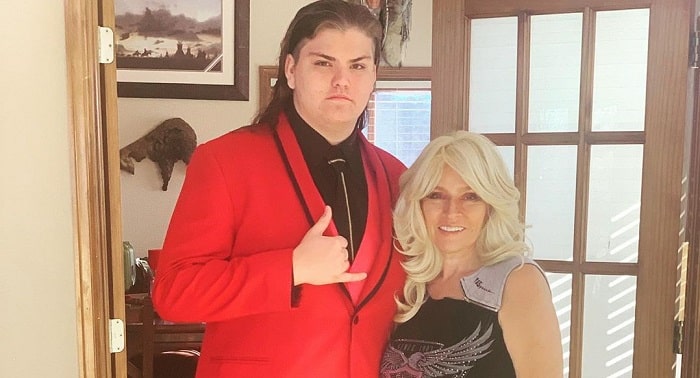 Get to Know Garry Chapman – Dog Chapman And Beth Smith's 19 Years Old Bounty Hunter Son Get to Know Garry Chapman – Dog Chapman And Beth Smith's 19 Years Old Bounty Hunter Son